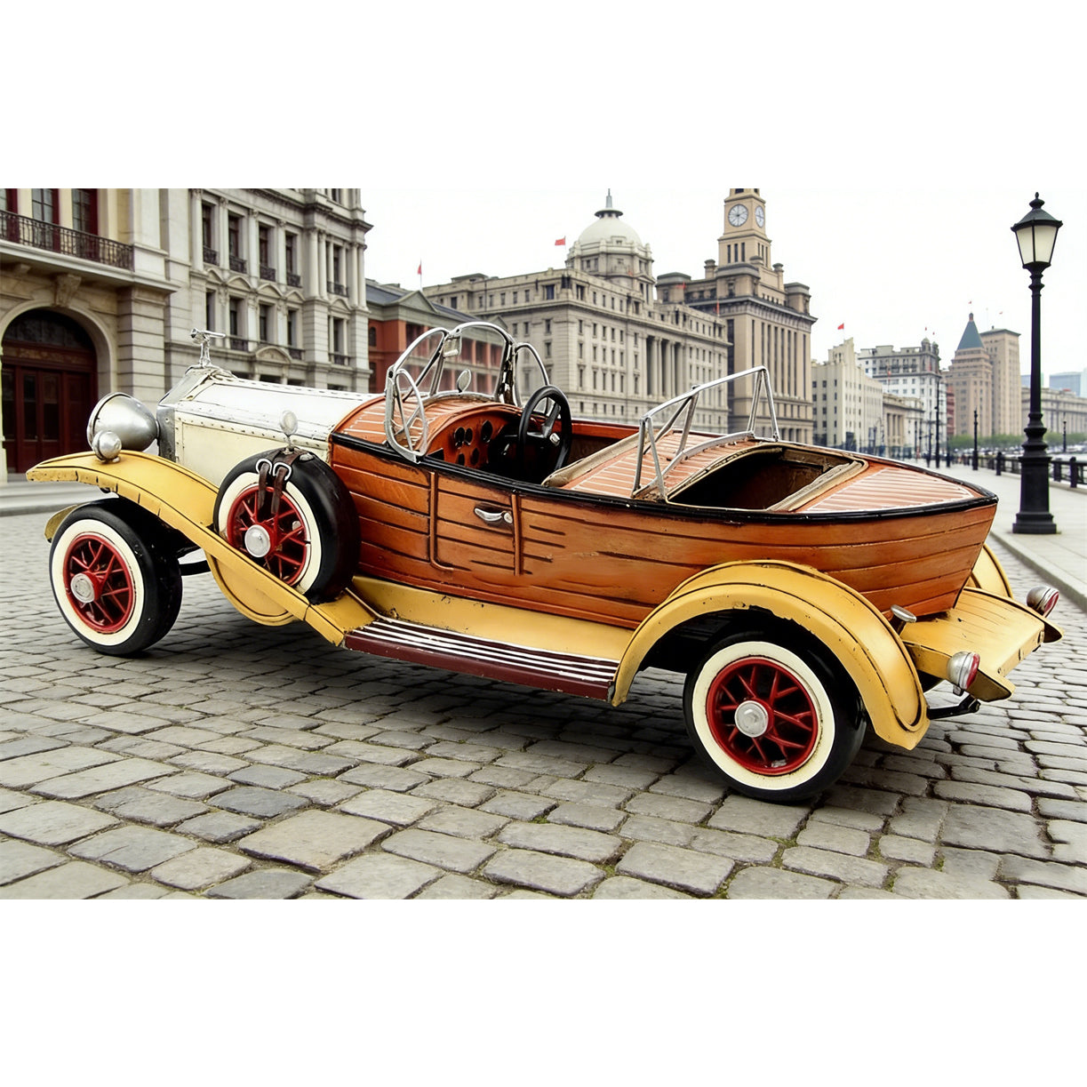 Vintage 1920s Retro Model Car Figurine – Handcrafted Iron Classic Roadster – Nostalgic Desktop Ornament & Collectible Antique-Style Home Gift