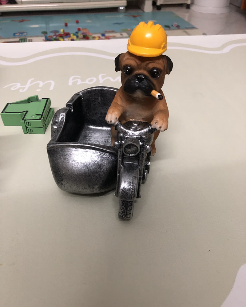 Novelty Dog Riding Motorcycle Ashtray, Creative Resin Cigarette Ash Holder