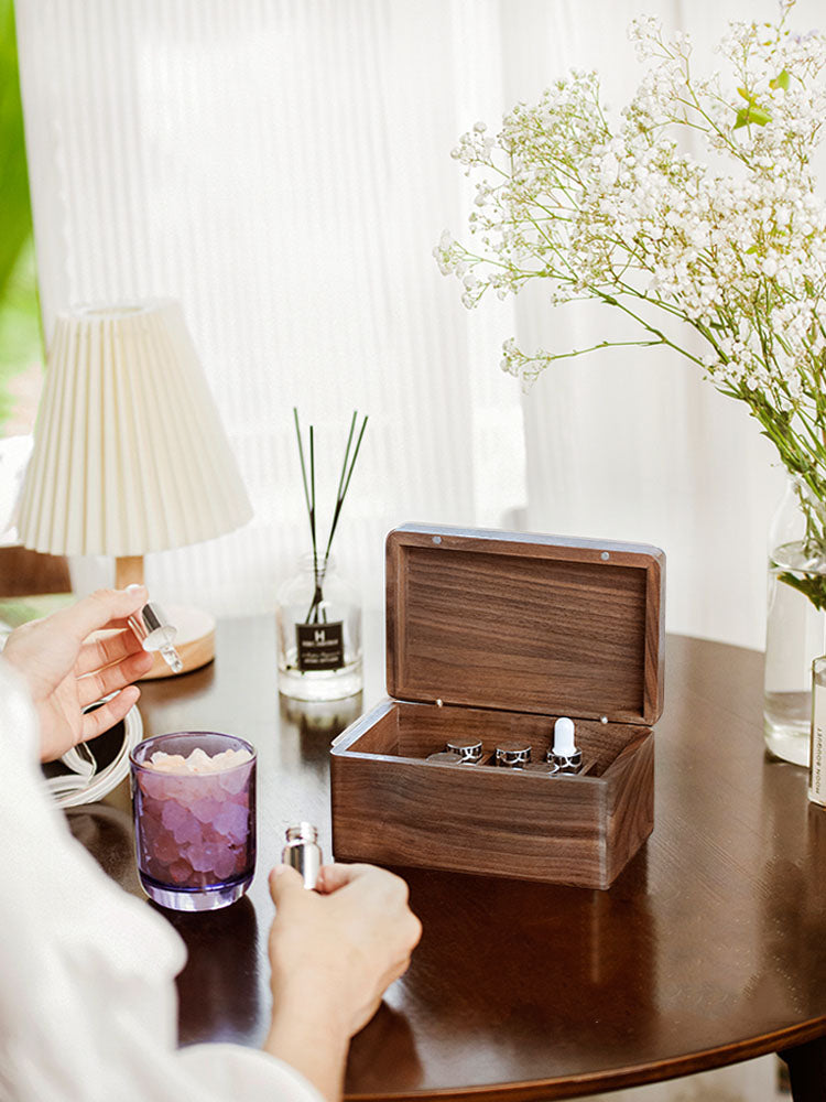 Wooden Essential Oil Storage Box, Organizer Case with Dividers for Aromatherapy Bottles