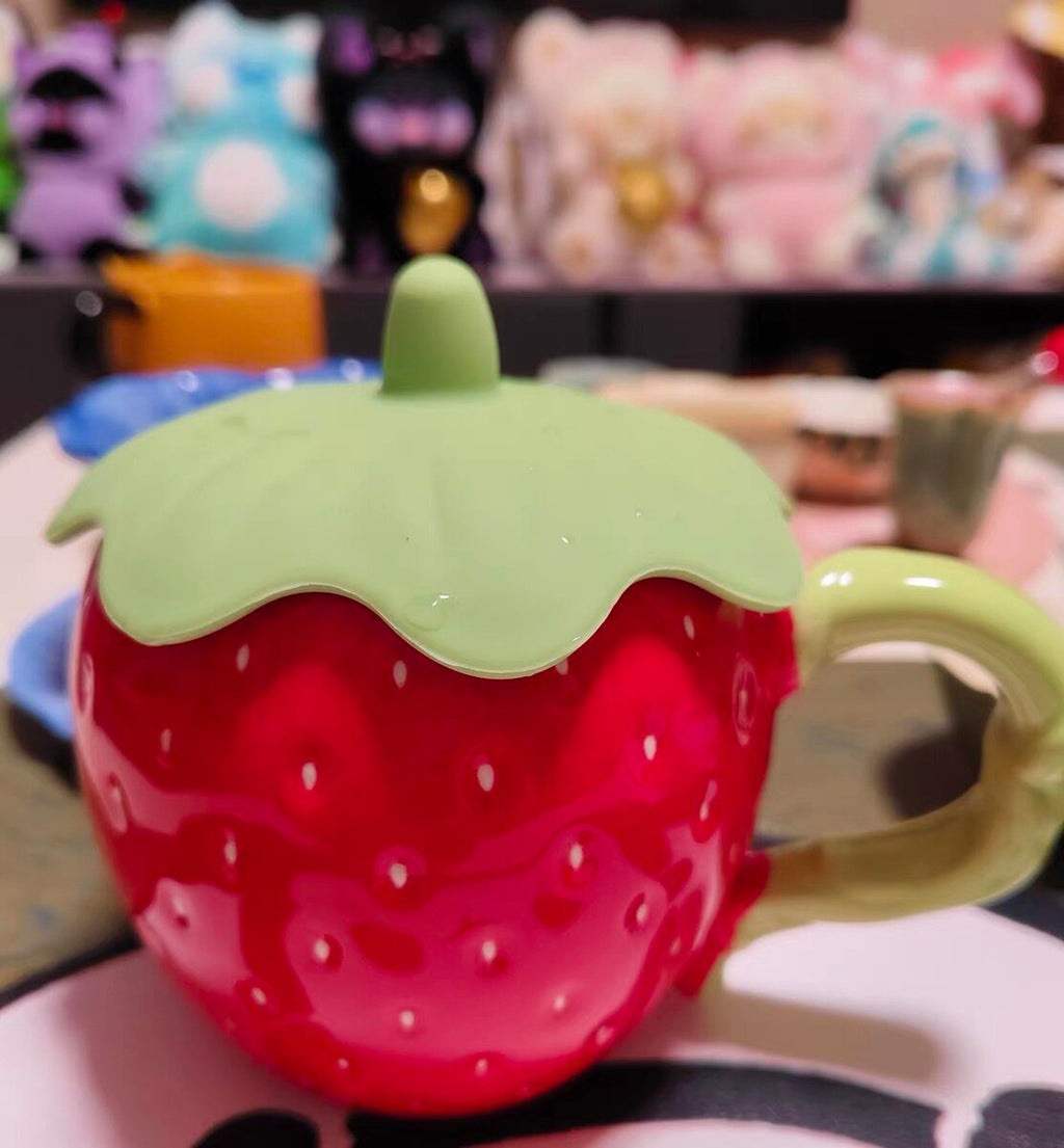 Cute 3D Strawberry Ceramic Mug with Leaf Lid, Embossed Seed Fruit Coffee Cup, Kawaii Red & White Strawberry Tea Mug