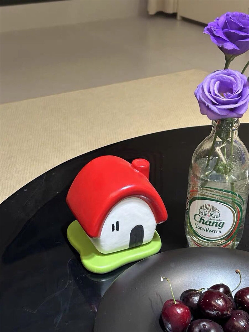 Cute House-Shaped Ceramic Toothpick Holder – Fun Desktop Organizer for Kitchen & Dining