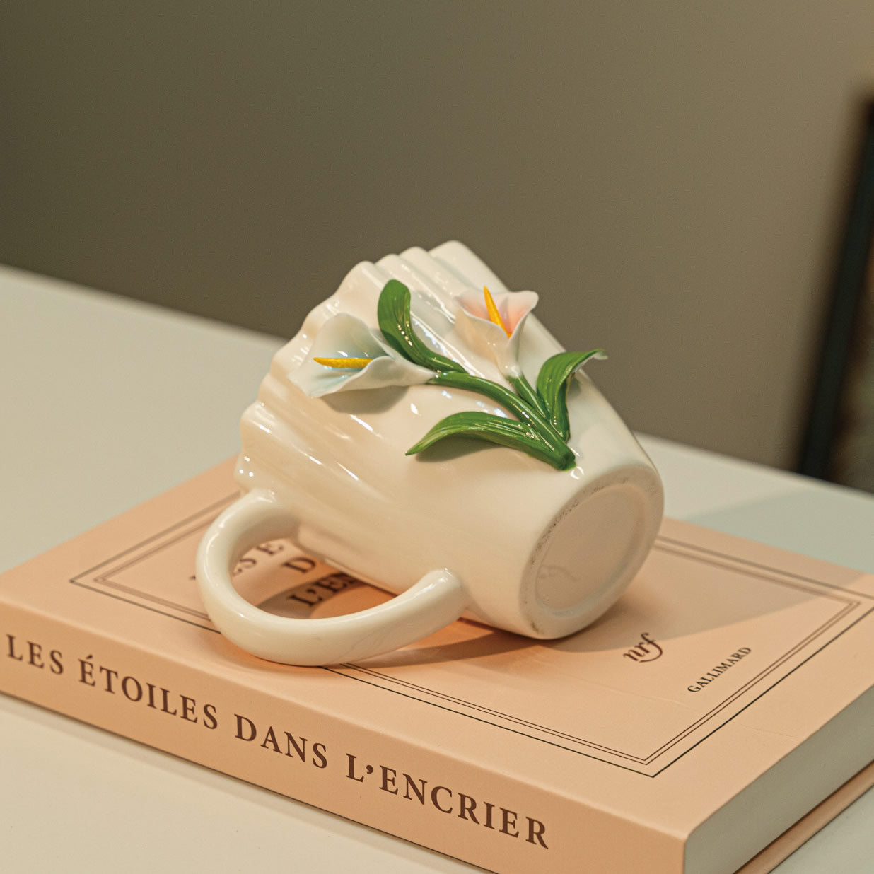 Embossed Flower Coffee Cup, Vintage Floral Tea Mug for Home & Gifts