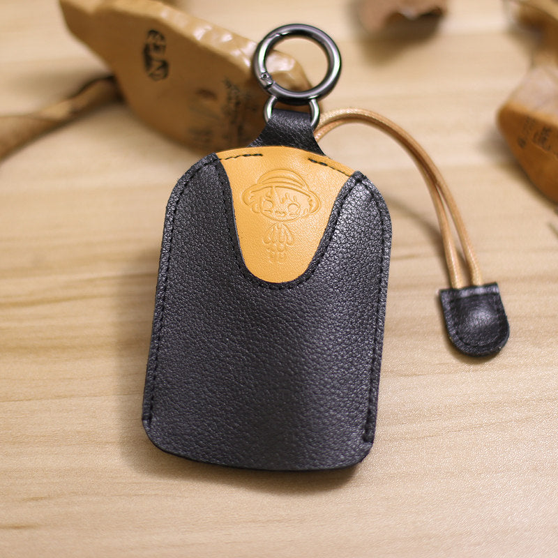 Genuine Leather Pull-Out Car Key Case - Protective Key Holder with Key Ring