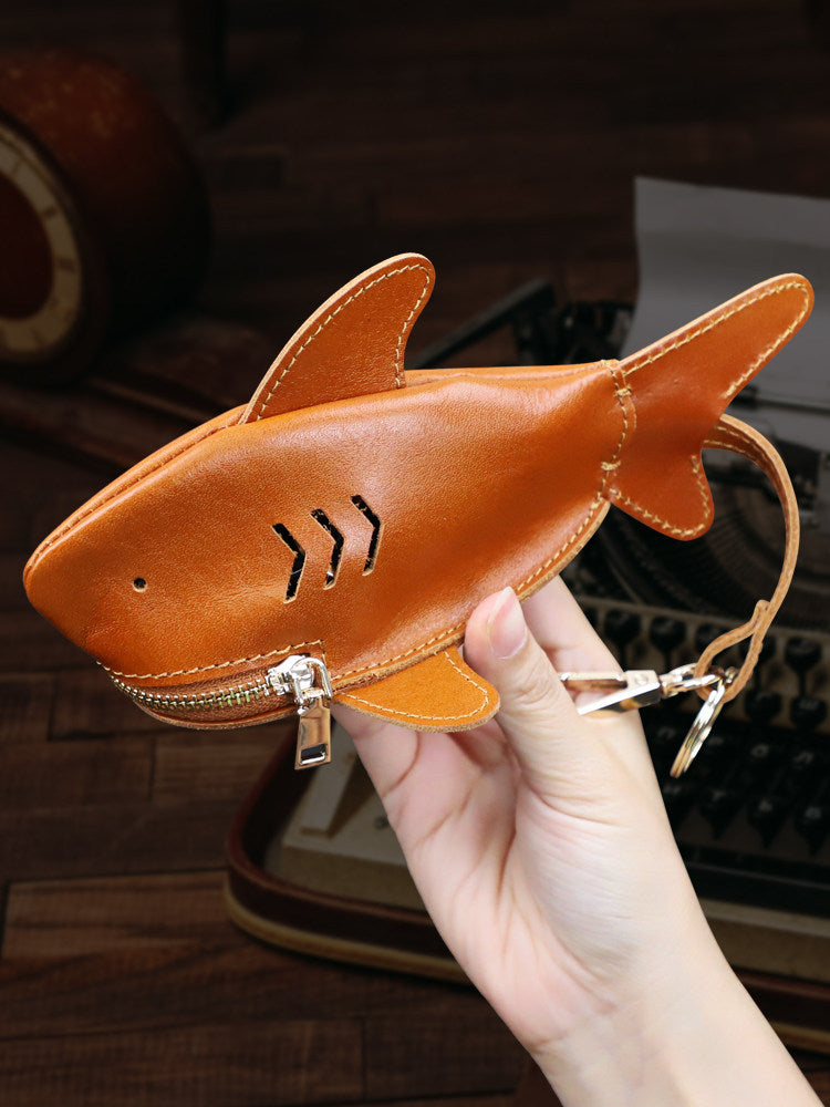 Genuine Leather Shark Key Pouch & Coin Purse – Whimsical Animal Key Case Organizer - Handcrafted Leather Keychain Bag Pendant Gift