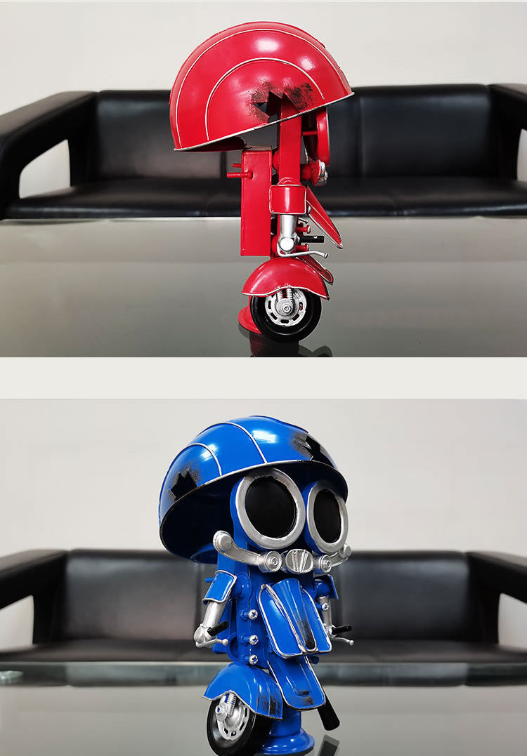 Handmade Metal Robot Figurines, Retro - Style Mechanical Character Decorations