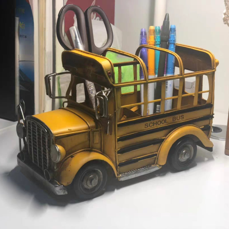 Vintage Yellow School Bus Metal Pen Holder – Retro Metal Craft Vehicle Desk Organizer Pencil Cup – Nostalgic Desktop Storage Box Gift for Teachers & Students